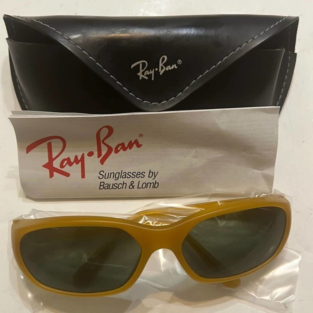 RAY- BAN BAUSCH & LOMB DADDY O FLAT OVAL AMBER SUNGLASSES